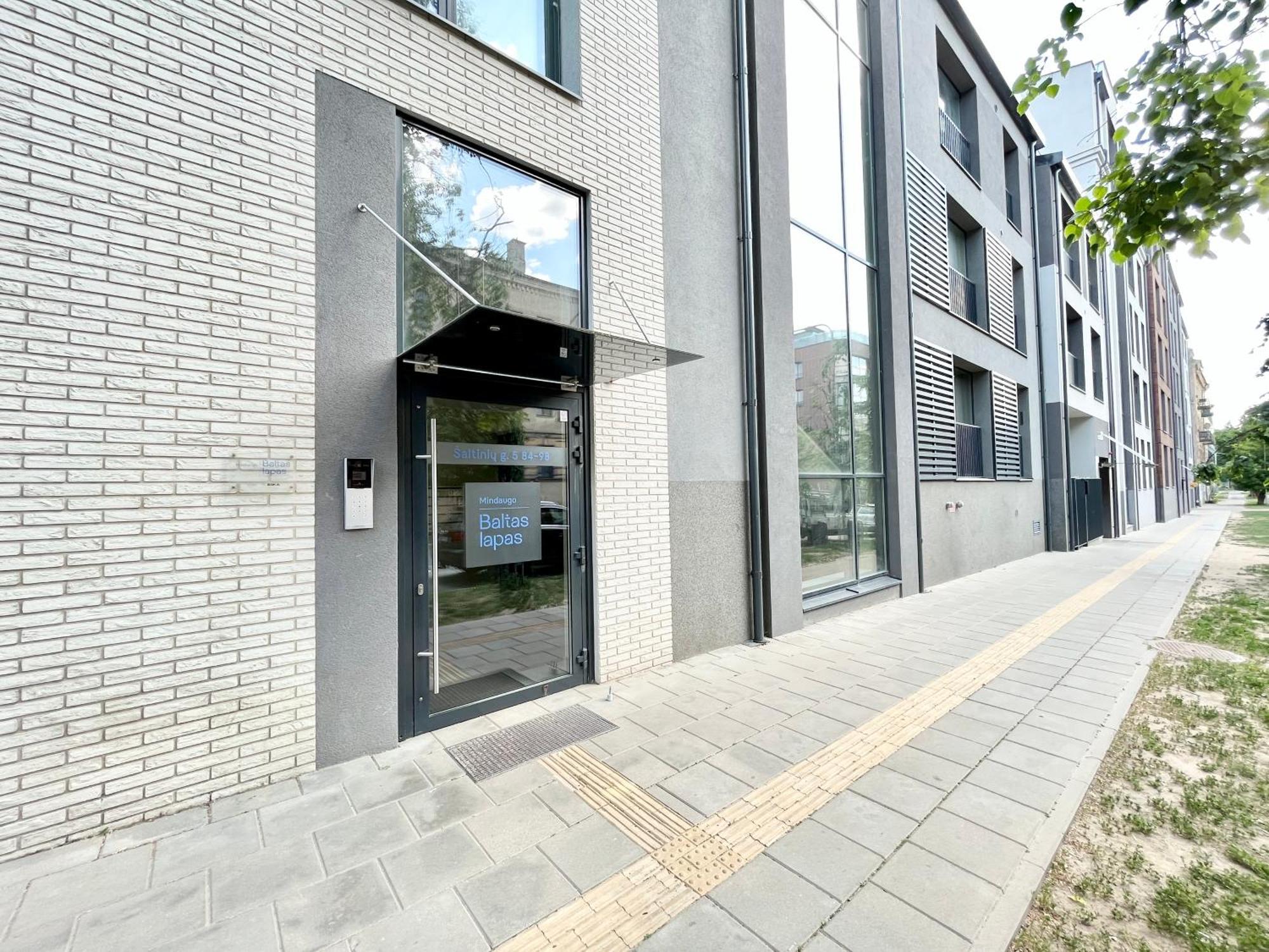 Cohost I Nicely Designed New W-garage Parking & Self Check-in Apartment Vilnius